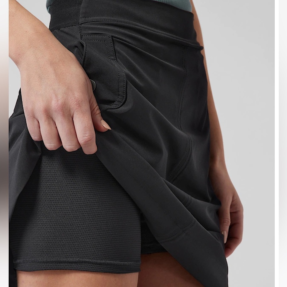 NBW Athleta Cargo Skort